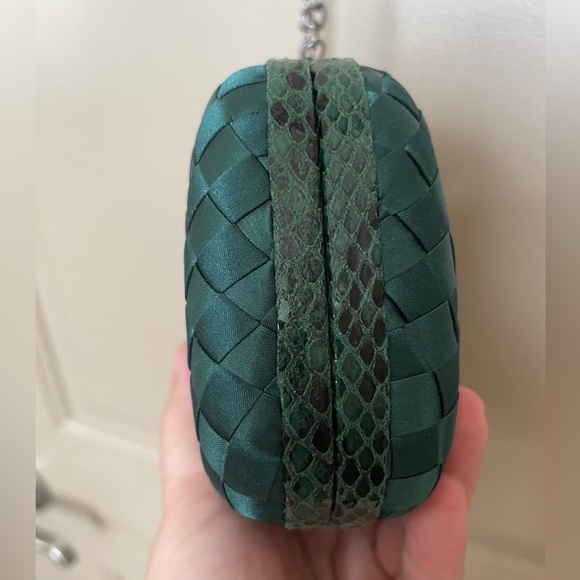 Crossbody bag - Picture 5 of 9